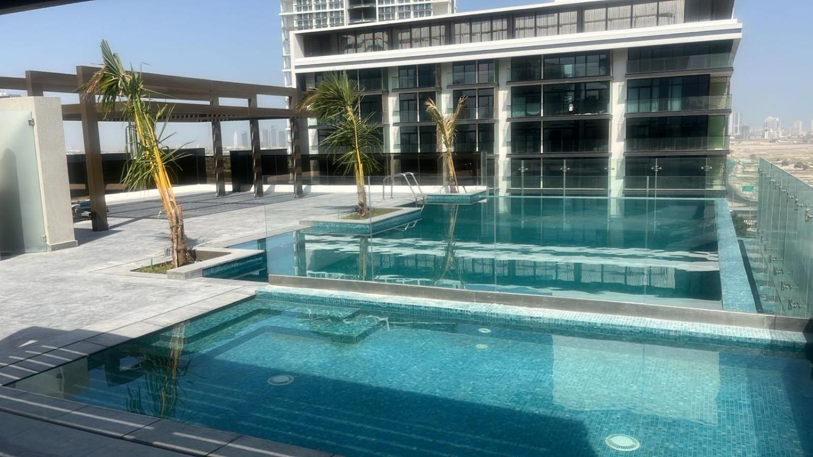 Jumeirah Heights Апартаменти Дубай
