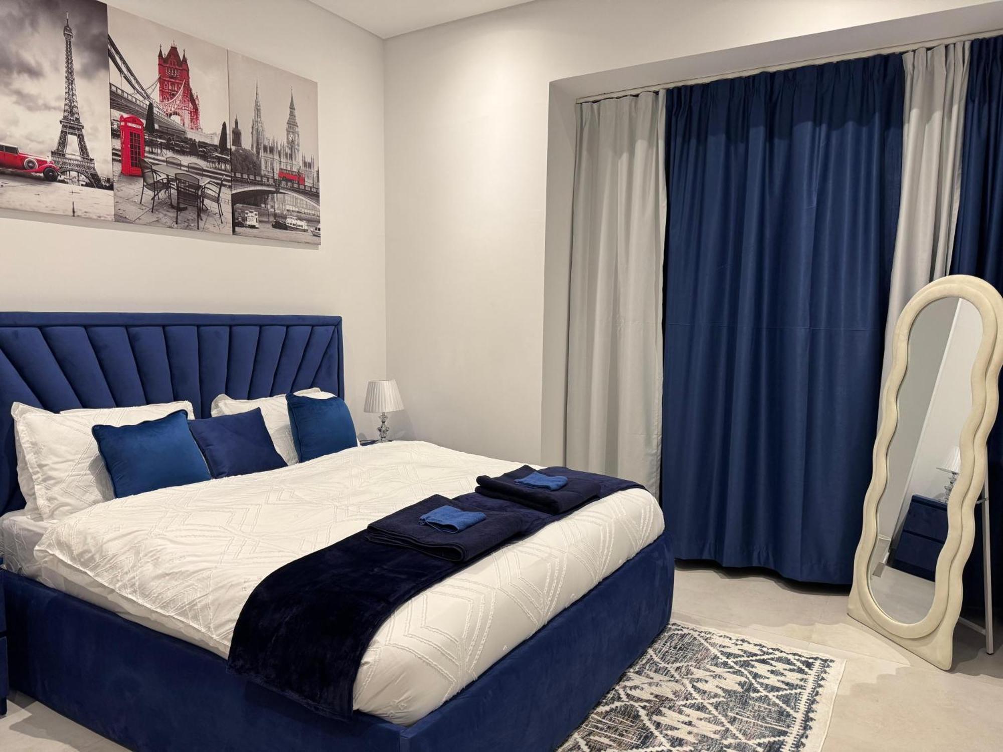 Jumeirah Heights Апартаменти *